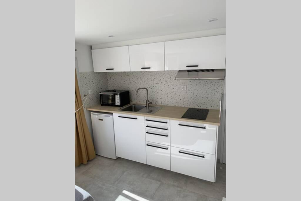 Nouveau - Studio Aux Portes De Brest Bohars Buitenkant foto